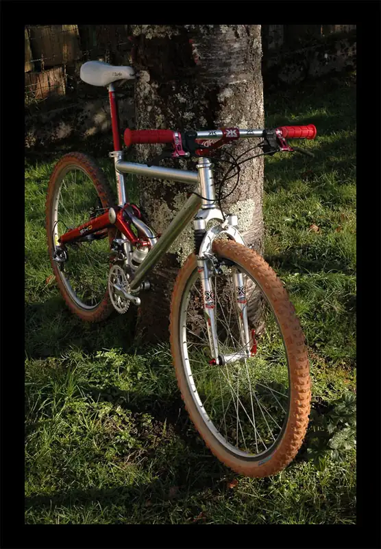 Marzocchi XC700 fork silver, titanium or gun metal blue (full rebuild)!! 10
