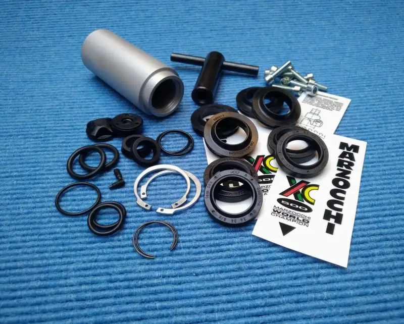 Marzocchi XC-Series REBUILD-KIT 'COMPLETE' including all Parts & Stickers & Seals for XC400, XC500, XC51, XC600, XC700, XCR, DH3 etc. - SAVE 40%!!