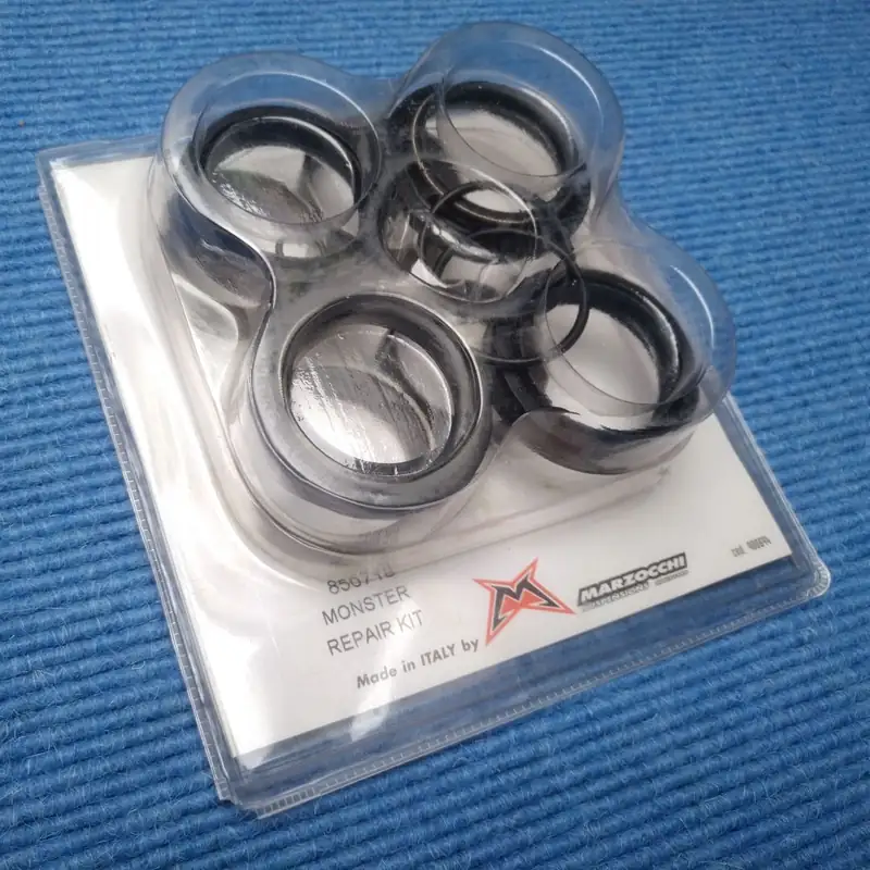 Dr-Zocchi's Marzocchi MONSTER 1. | 2. Gen | SuperMONSTER EXTENDED REPAIR-KIT 40mm (1999-2006) - IN STOCK!! 2