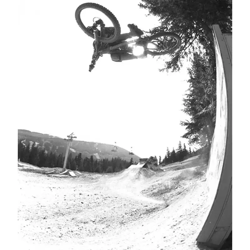 Dr-Zocchi - Marzocchi Motive 'Dirt Jumper' Bike Shop Poster