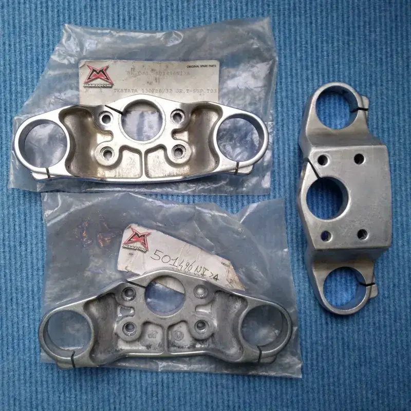 Marzocchi Bomber Jr. T  / Super T Upper TOP Crown 1 1/8" bolted 501496NI (2003+) 2