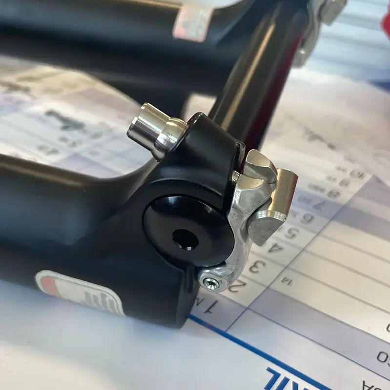 Marzocchi QR20 Axle Clamp & Fixing Bits - 505081 & 505082 (2003 - 2004+) 9